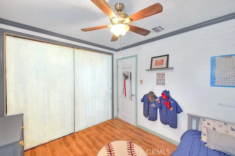 15524 Lemarsh Street, San Fernando, California 91345 home-pic-34